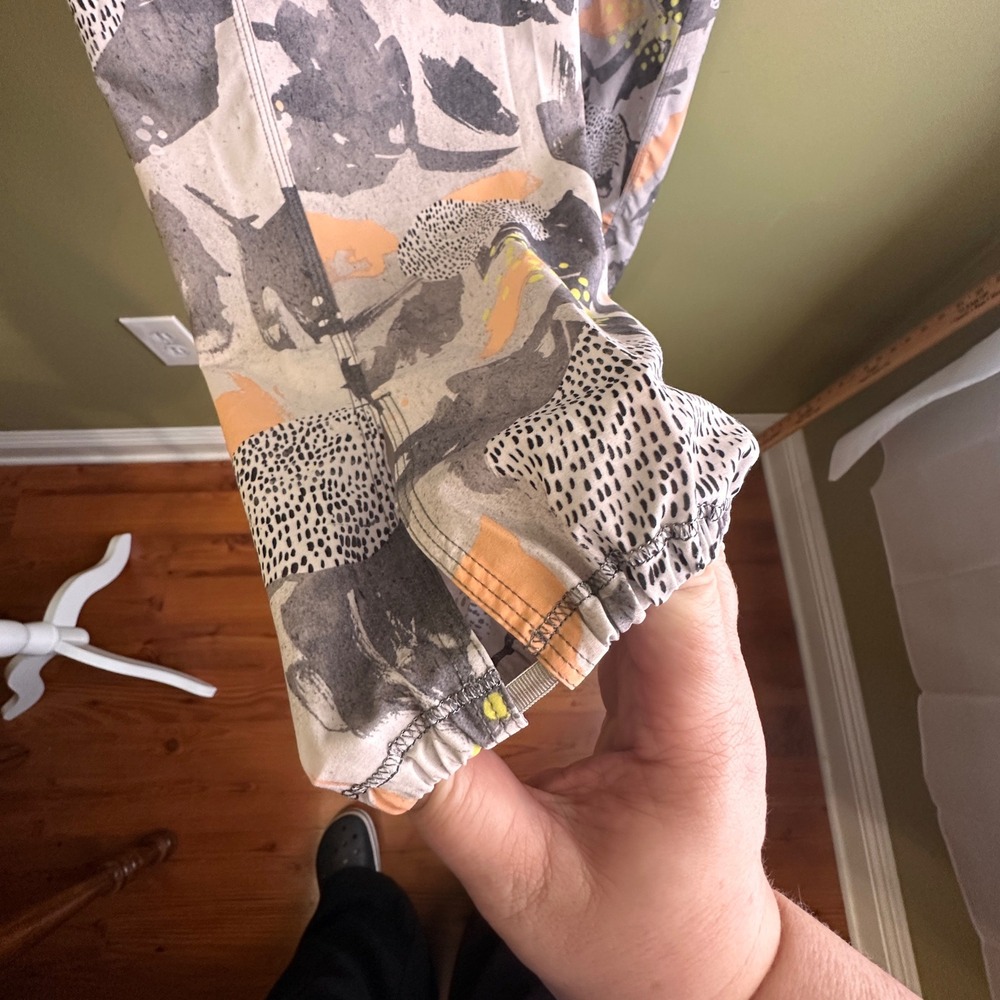 Lululemon Om Pant Abstract Pop Art Print Jogger Pants Grey Orange Yellow‎ Size 6 - Picture 6 of 11